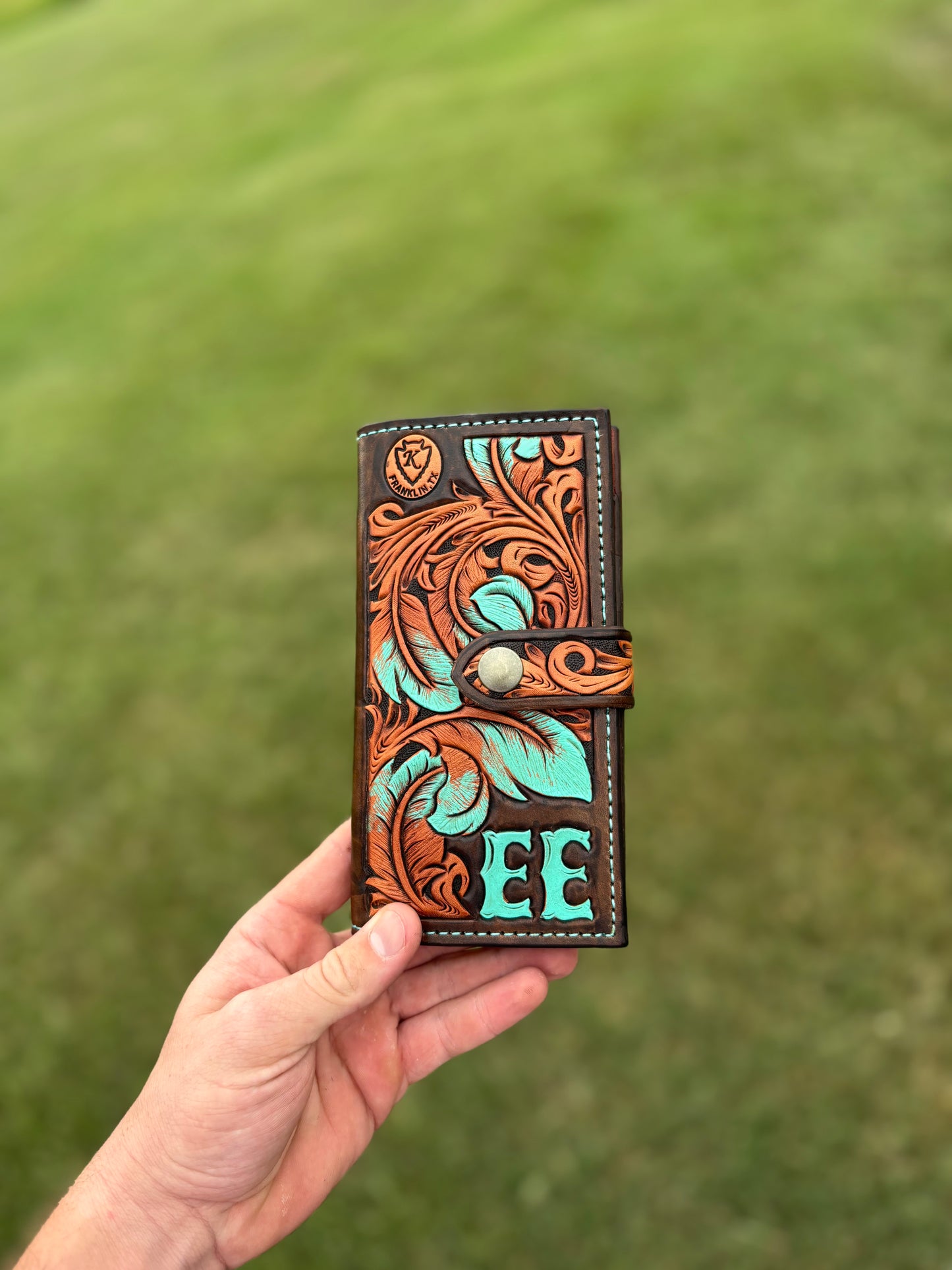Lady’s clutch wallet